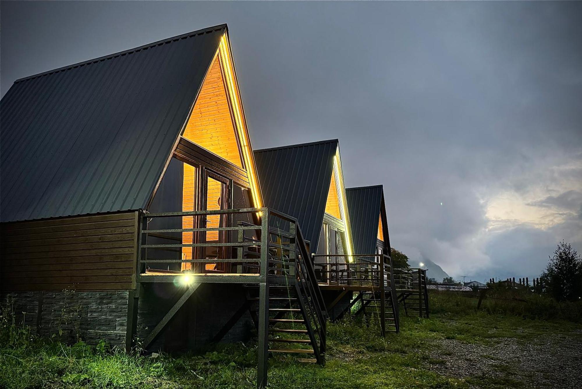 Cottages Dila 卡兹贝吉 外观 照片